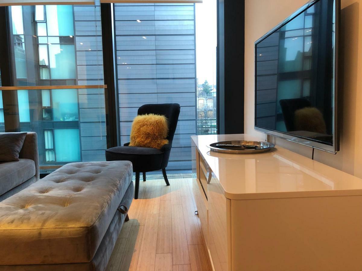 2 Bed Apartment At Quartermile Edinburg Exteriör bild
