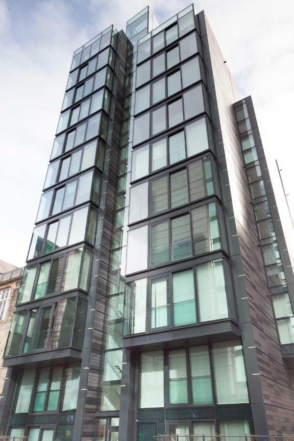 2 Bed Apartment At Quartermile Edinburg Exteriör bild