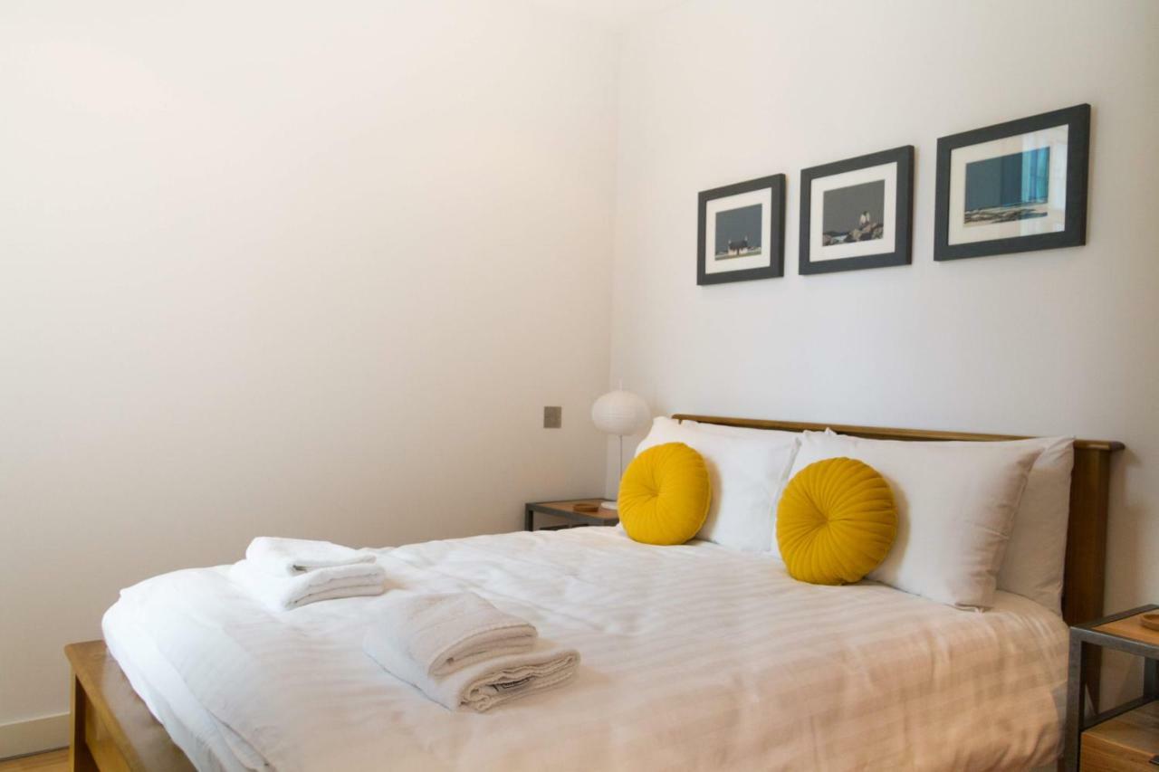 2 Bed Apartment At Quartermile Edinburg Exteriör bild